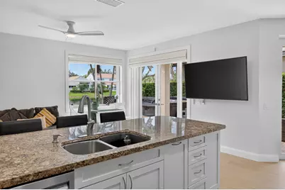 229 E Bayridge Drive, Weston, FL 33326 - Photo 15