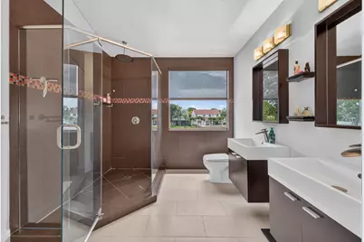 229 E Bayridge Drive, Weston, FL 33326 - Photo 23