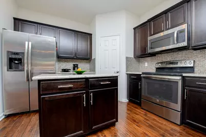 10355 Wellington Parc Drive, Wellington, FL 33449 - Photo 13