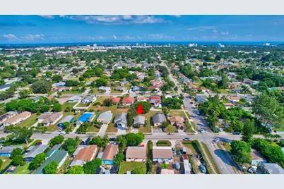 237 SW 11th Avenue, Delray Beach, FL 33444 - Photo 9