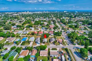 237 SW 11th Ave, Delray Beach, FL 33444 - Photo 9