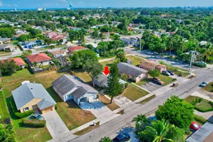 237 SW 11th Ave, Delray Beach, FL 33444 - Photo 29