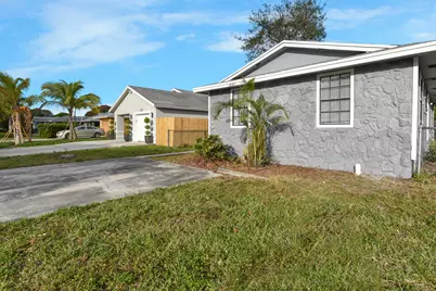 237 SW 11th Avenue, Delray Beach, FL 33444 - Photo 19