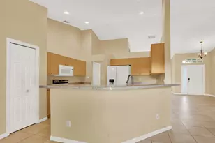 2826 SW Ann Arbor Rd, Port Saint Lucie, FL 34953 - Photo 19