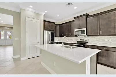15684 Goldfinch Circle, The Acreage, FL 33470 - Photo 11