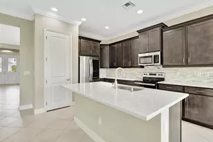 15684 Goldfinch Cir, The Acreage, FL 33470 - Photo 11