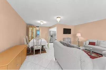1069 Cornwall D, Boca Raton, FL 33434 - Photo 3