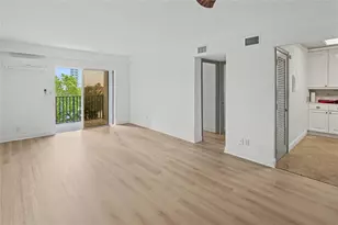 3000 Riomar St, Fort Lauderdale, FL 33304 - Photo 3