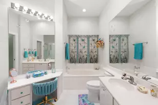 244 NW Bentley Cir, Port Saint Lucie, FL 34986 - Photo 23