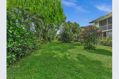 2420 NW 22nd Avenue #Apt 602, Delray Beach, FL 33445 - Photo 7