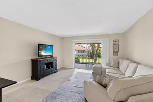 6600 S Oriole Blvd, Delray Beach, FL 33446 - Photo 11