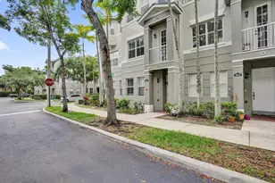 3911 Shoma Dr, Royal Palm Beach, FL 33414 - Photo 43