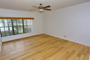 3277 Jog Park Dr, Greenacres, FL 33467 - Photo 9