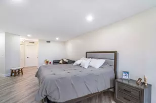1900 Consulate Pl, West Palm Beach, FL 33401 - Photo 15