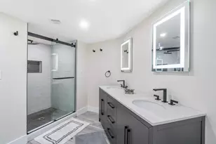 1900 Consulate Pl, West Palm Beach, FL 33401 - Photo 17