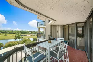 1900 Consulate Pl, West Palm Beach, FL 33401 - Photo 23