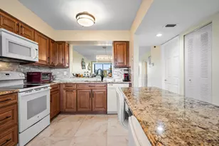 7290 Kinghurst Dr, Delray Beach, FL 33446 - Photo 9