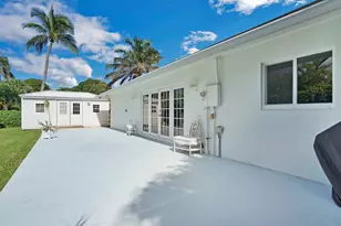 17 E Ocean Ave, Ocean Ridge, FL 33435 - Photo 35