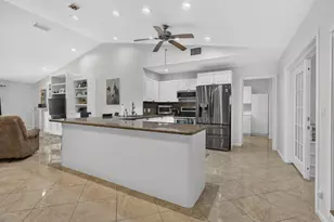 4361 Fushia Circle N, Palm Beach Gardens, FL 33410 - Photo 9