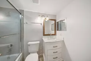 114 Northampton F, West Palm Beach, FL 33417 - Photo 9