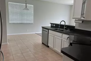 6075 46th Ln, Vero Beach, FL 32967 - Photo 7