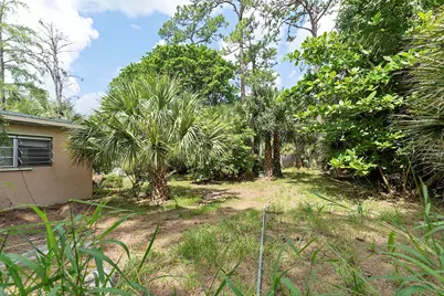 799 Ivory Lane, Haverhill, FL 33415 - Photo 25