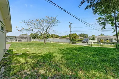 5011 Buchanan Street, Hollywood, FL 33021 - Photo 51