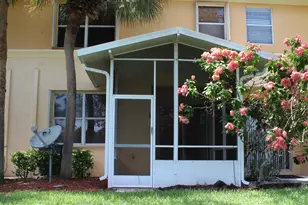 266 River Bluff Ln, Royal Palm Beach, FL 33411 - Photo 3