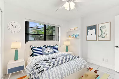 10 Seneca Court, Royal Palm Beach, FL 33411 - Photo 23