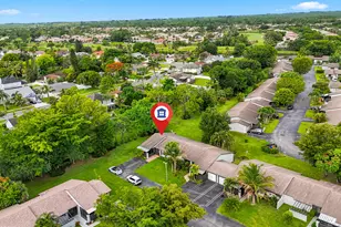10 Seneca Ct, Royal Palm Beach, FL 33411 - Photo 27
