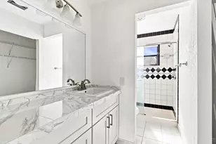 10 Seneca Ct, Royal Palm Beach, FL 33411 - Photo 23