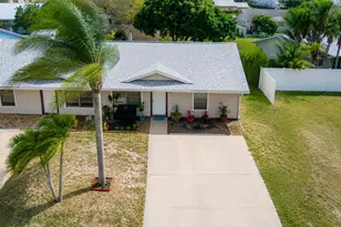 8997 SE Sandy Ln, Hobe Sound, FL 33455 - Photo 1