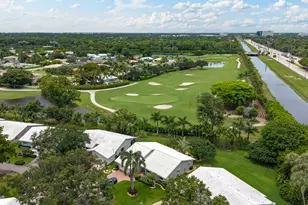 5557 N Cameo Dr N, Boca Raton, FL 33433 - Photo 9