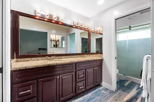 5557 N Cameo Dr N, Boca Raton, FL 33433 - Photo 23