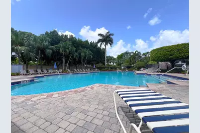 137 Canterbury Place, Royal Palm Beach, FL 33414 - Photo 33