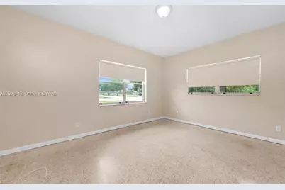 640 SW 5th Avenue, Florida City, FL 33034 - Photo 5