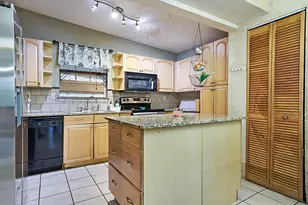 764 Camellia Dr, Royal Palm Beach, FL 33411 - Photo 11