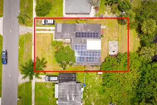 764 Camellia Dr, Royal Palm Beach, FL 33411 - Photo 3