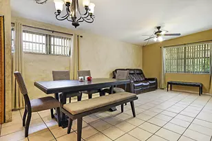 764 Camellia Dr, Royal Palm Beach, FL 33411 - Photo 9
