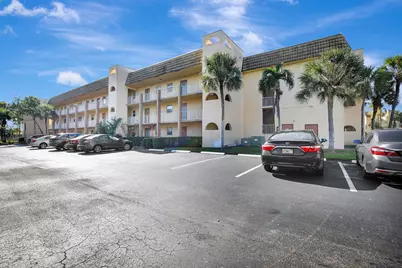 8225 Sunrise Lakes Boulevard #303, Sunrise, FL 33322 - Photo 15