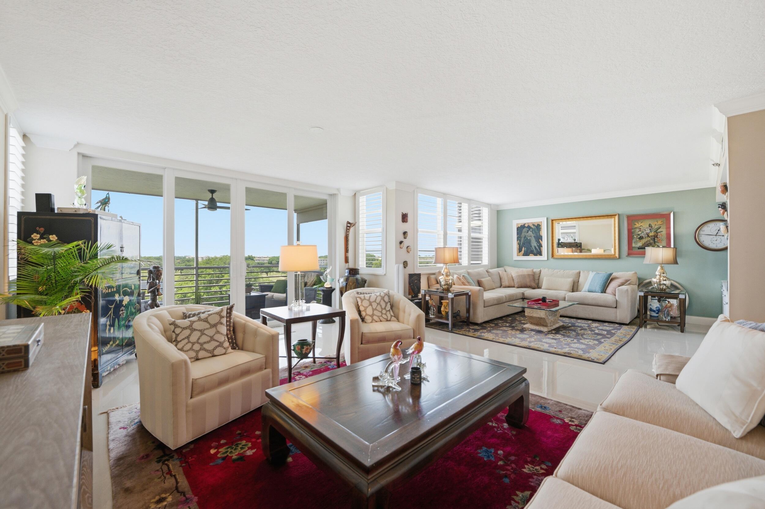 3510 Oaks Way #703 - 3510 Oaks Way #703, Pompano Beach, FL 33069 Luxury Property | Jose Angel Pina