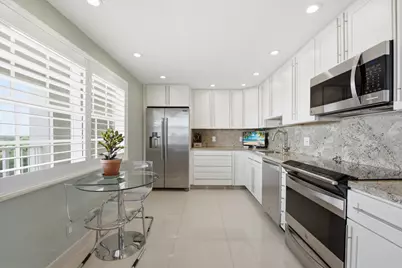 3510 Oaks Way #703, Pompano Beach, FL 33069 - Photo 5