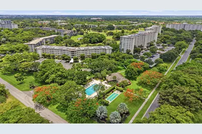 3510 Oaks Way #703, Pompano Beach, FL 33069 - Photo 41