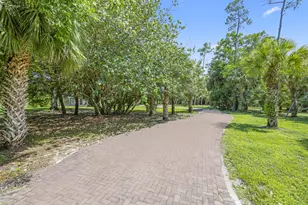 790 E Rambling Dr, Wellington, FL 33414 - Photo 51