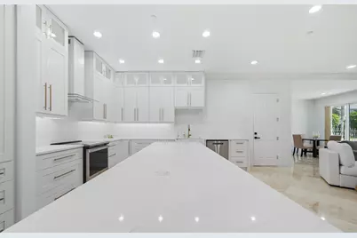 2601 NE 32nd Avenue, Fort Lauderdale, FL 33308 - Photo 11