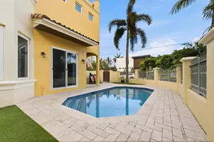 2601 NE 32nd Ave, Fort Lauderdale, FL 33308 - Photo 3
