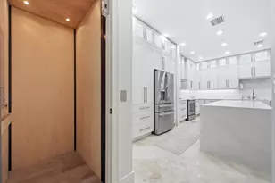 2601 NE 32nd Ave, Fort Lauderdale, FL 33308 - Photo 9