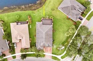 11340 SW Vanderbilt Cir, Port Saint Lucie, FL 34987 - Photo 3