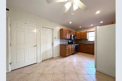 1292 Essex Drive, Wellington, FL 33414 - Photo 11