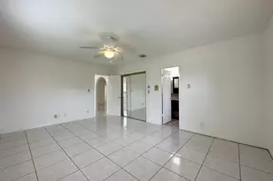 1292 Essex Dr, Wellington, FL 33414 - Photo 7